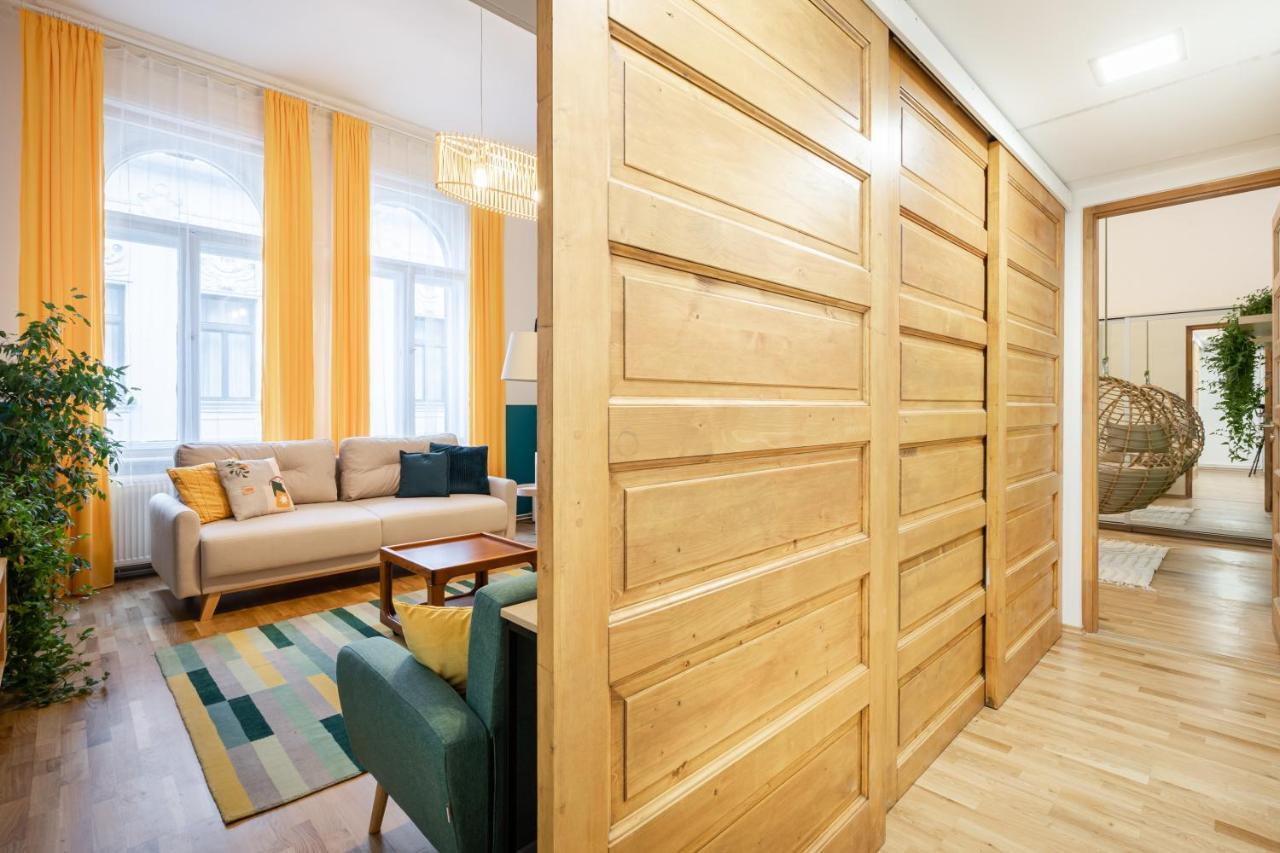 Live Star Apartment Budapest